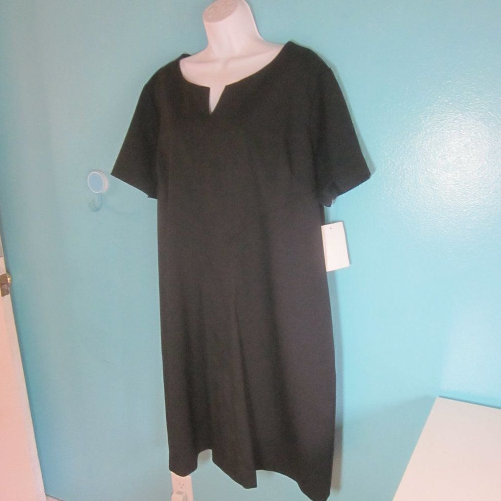 NEW! KAMI Womans XL Size 52 - US 20 Black Shift Dress Rear Zipper Tags Attached